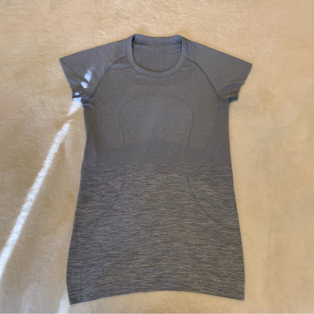 Lululemon Swiftly Tech Short Sleeve Gray/Blue Shirt